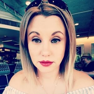 Meet your Posher, Kiki